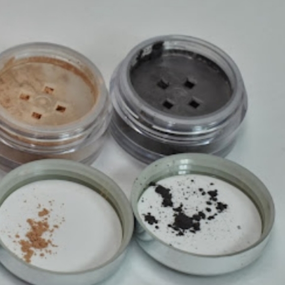 💙🌟🧚♀️VELVET CHARCOAL BareMinerals DISCONTINUED MINI Eyecolor NWT/SEALED - Picture 6 of 9